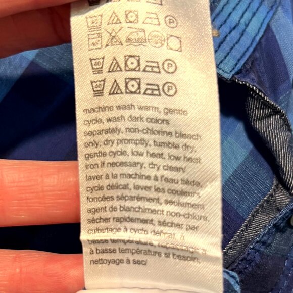 Calvin Klein Jeans Blue Plaid 100% Cotton Short-Sleeve Button-Up SZ Med - Picture 4 of 7